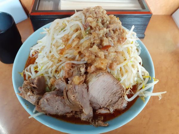 「すごい味噌ラーメン、辛さ2」@立川マシマシ ロイヤルスープの写真