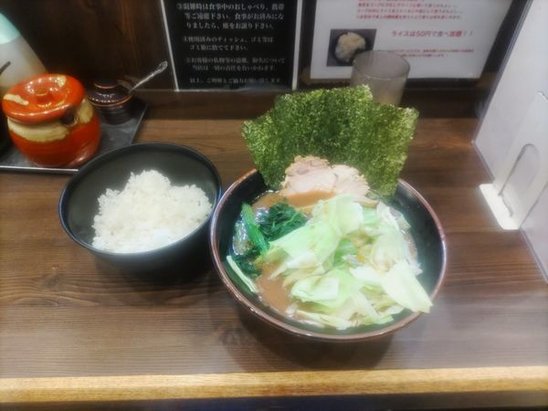 「キャベツラーメン(並)」@横浜家系らーめん 武道家の写真