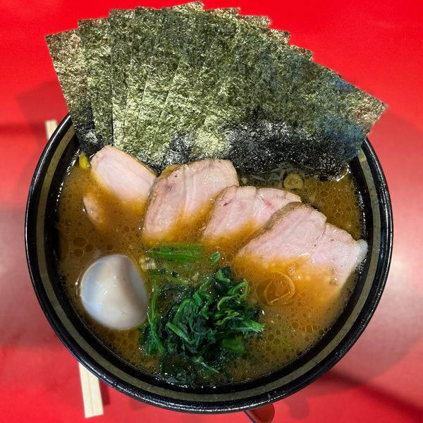 「特製ラーメン」@家系ラーメン 稲葉家の写真