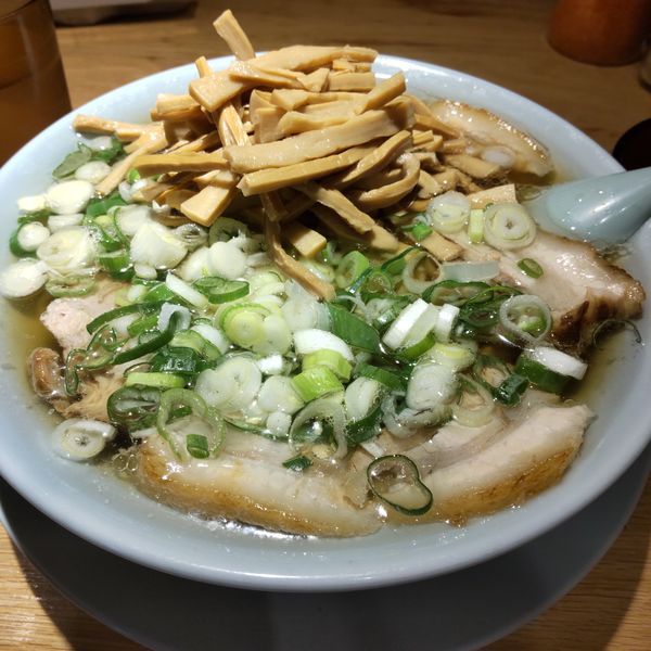 「中華そば（￥850）＋メンマ（￥200）」@えっちゃんラーメン。 田町店の写真
