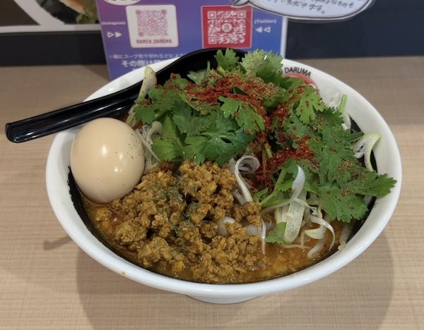 「辛味玉スパイスらー麺」@らー麺 だるまの写真