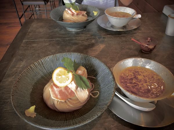 「【限定］昆布水つけ麺(1000¥)」@自家製麺 オオモリ製作所の写真