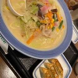 長崎ちゃんぽん🍜&餃子🥟😋