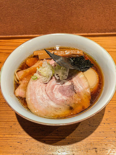 「特製醤油+豚飯」@らぁめん鴇の写真