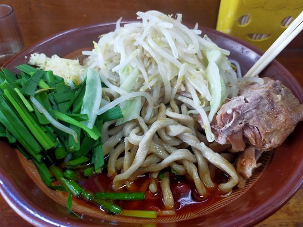 「激辛ラーメン・大650（にんにく）」@蓮爾 新町一丁目店の写真