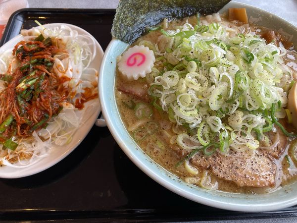 「嵐げんこつラーメン5GMAX+シャキネギ壺ニラMAX」@らあめん花月嵐 ひたちなか高場店の写真