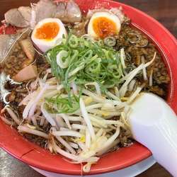 京都漆黒醤油ラーメン　味玉