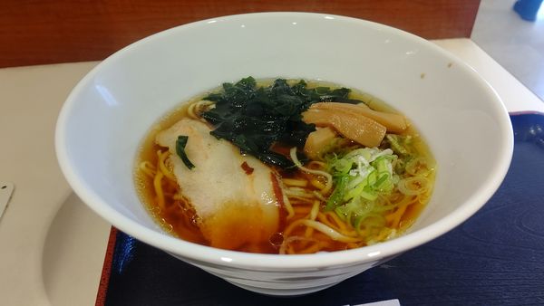 「醤油ラーメン７３０円」@名立谷浜SA（下り線）スナックコーナーの写真