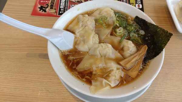 「肉ワンタン麺」@丸源ラーメン 春日部16号バイパス店の写真
