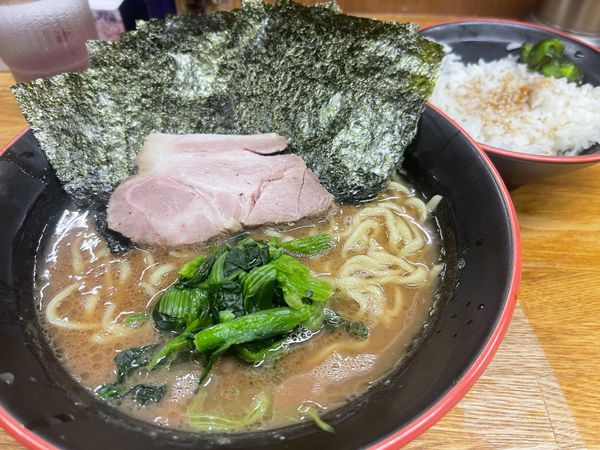 「ラーメン海苔増し＋5枚､∞ライス」@麺家 紫極の写真