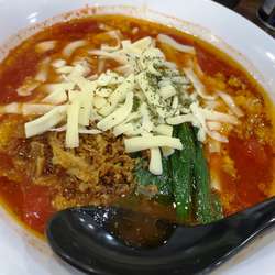 チーズトマトラーメンM