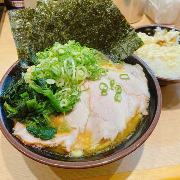 「特製ラーメン　ライス」@輝道家直系 皇綱家の写真