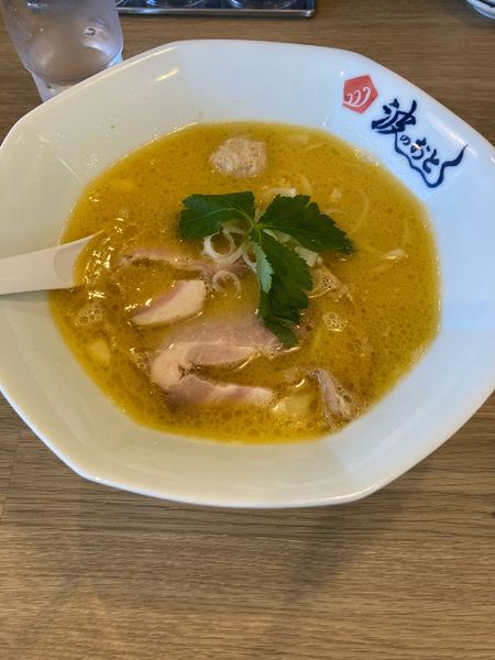 「鶏塩白湯」@麺屋 波のおとの写真