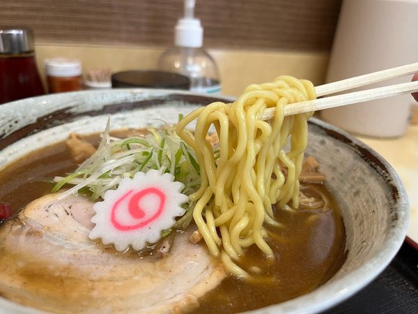 「煮干し(中太麺)700円」@栄昇らーめん 匠の写真
