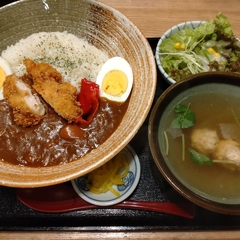 佐賀ふもと赤鶏 酒場 高しな 東京駅ガード下店の画像