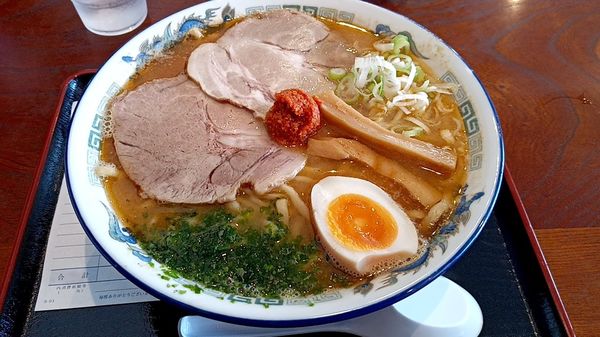 「エソ煮干し中華味噌」@麺場くうが？ 山形桧町店の写真