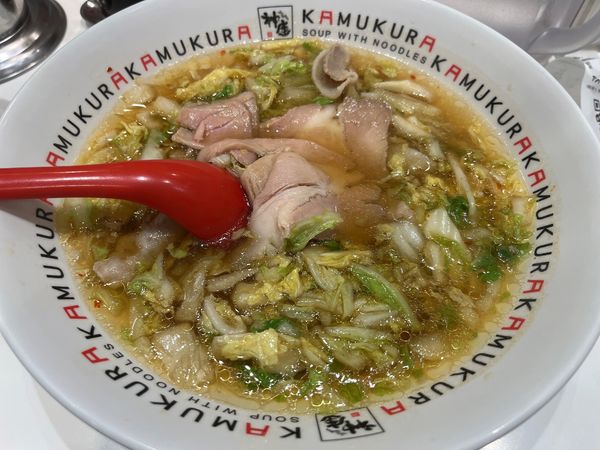 「麺硬めおいしいラーメン」@どうとんぼり神座 エキマルシェ新大阪店の写真
