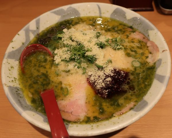 「翠賀正 1,050円」@神戸豚骨らーめん 賀正軒 三宮店の写真