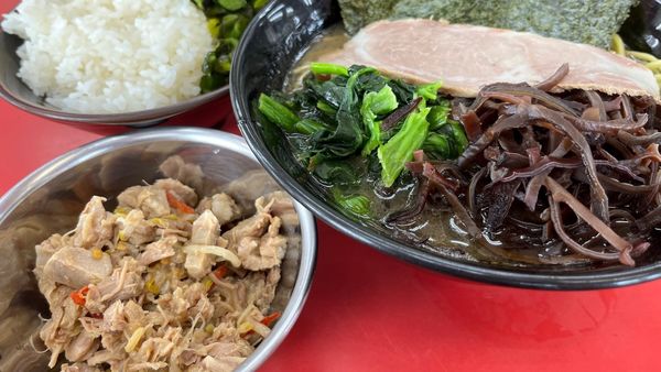 「ラーメン並＋辛チャー」@武蔵家直系 ぼうそう家の写真
