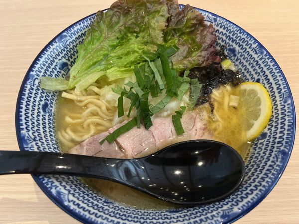 「濃厚鶏ラーメン　麺硬め」@RAMEN YAMADAの写真