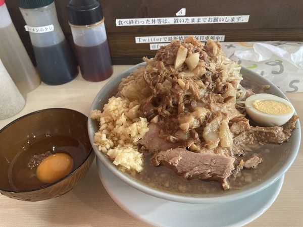 「ラーメン少なめ　ニンニクちょい野菜ちょいあぶら」@ラーメン富士丸 平塚店の写真
