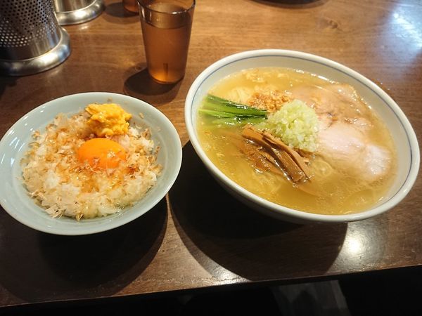 「塩ラーメン」@らぁ麺 すぎ本の写真