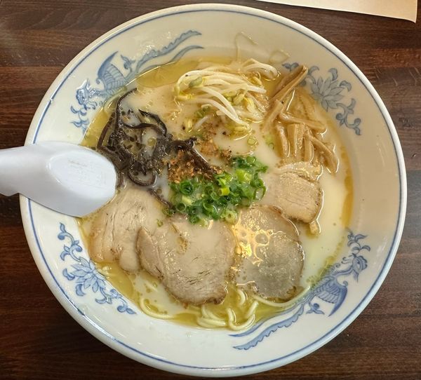「王様ラーメン」@熊本ラーメン こむらさき 上通中央店の写真