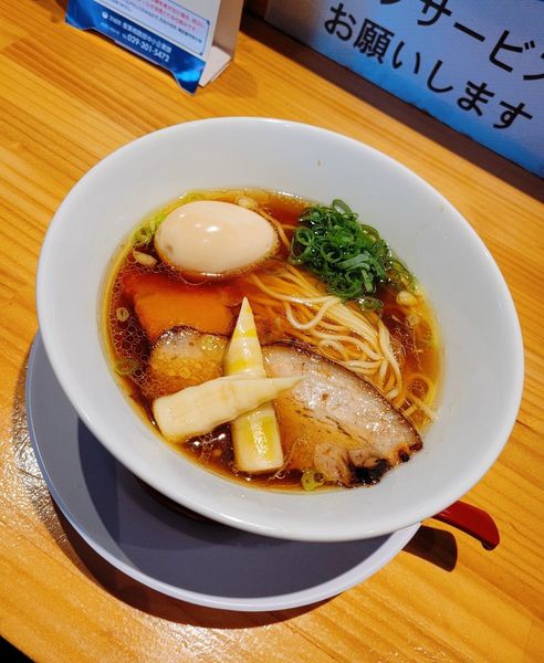 「【6周年限定】地鶏のこもんそば」@麺ゃこもんの写真