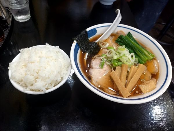 「チャーシューメン(固め)サービスライス」@代一元 大森店の写真