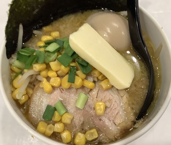 「お子様ラーメン　＋　バター」@ど・みそ 町田店の写真