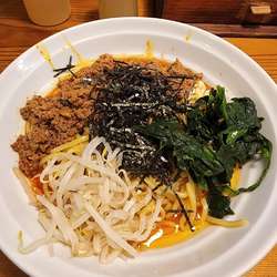 肉増し担々麺　大盛