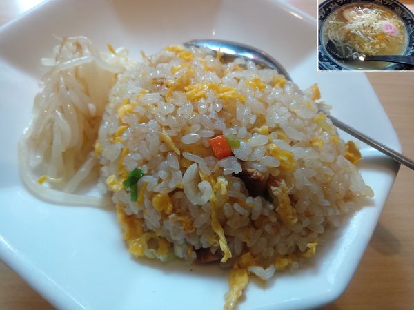 「半チャンラーメンセット塩　１０００円」@福徳の写真