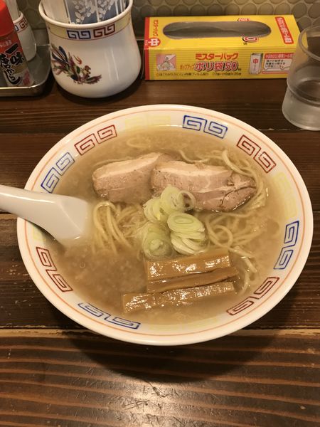 「背脂そば」@二丁目食堂の写真