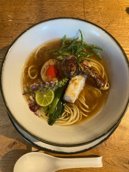 「松茸のらーめん　天然カンパチと帆立　¥3600」@海老丸らーめんの写真