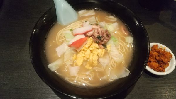 「SEAFOOD950円、謎辛肉150円」@ラーメン大至の写真