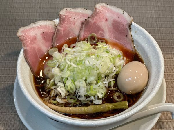 「黒竹&ネギ&煮卵」@麺屋 聖 栄店の写真