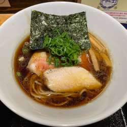 醤油ラーメン+チャーシュー丼 ￥900+￥300