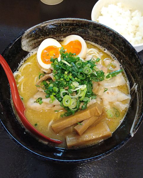 「鶏白湯魚介の中華そば+特製TP､半ライス」@肉汁つけめん INABASTYLEの写真