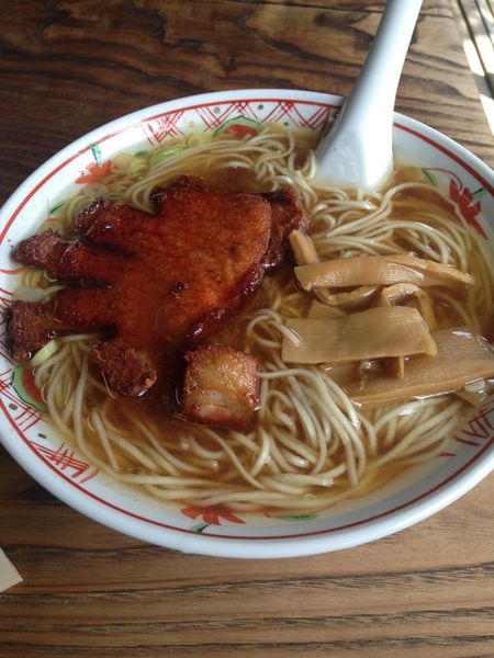 「特製いろはらあめん」@いろは食堂の写真