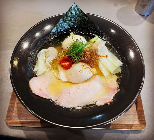 「特上塩らぁ麺＋味玉」@Ramen Break Beatsの写真