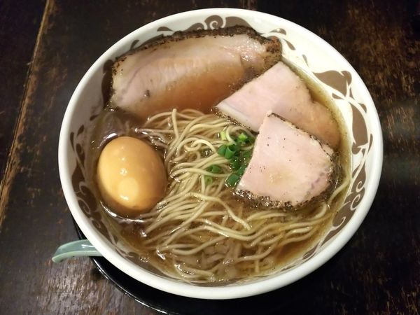 「【限定】アールグレイ香る出汁ソバ。＋限定トピ2種　1100円」@煮干結社 弘前店の写真