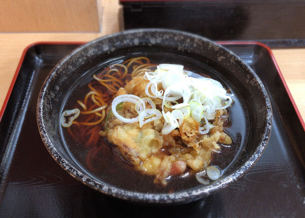 「薬膳天そば(440円)」@梅もと 船橋店の写真
