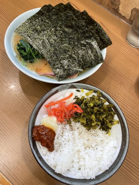 「チャーシューメン＋のり」@家系らーめん 武将家 外伝の写真