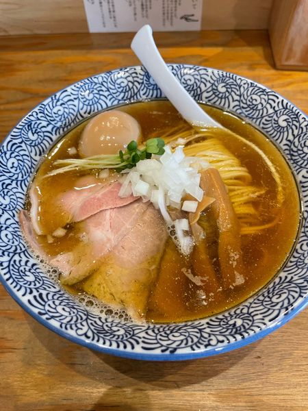 「山椒かおる煮干しそば」@麺也 時しらずの写真