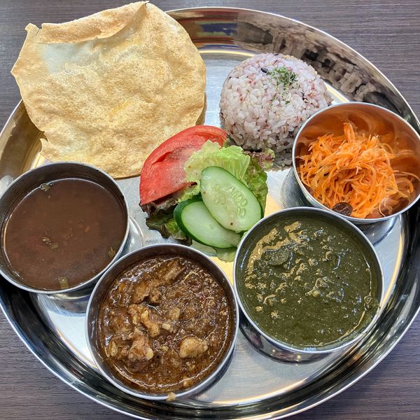 「南インドカレー特製プレート1280円」@みんなのレストランの写真