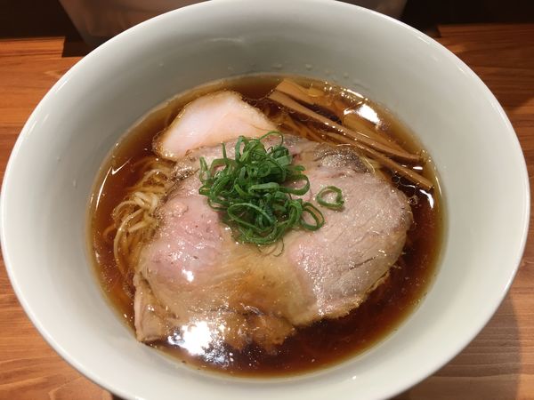 「醤油らぁめん」@麺 ふじさきの写真