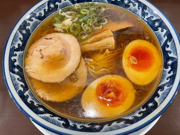 「焼き干し醤油ラーメン@820」@中華そば 喜城苑 江坂店の写真