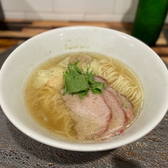 雲のきれまの画像