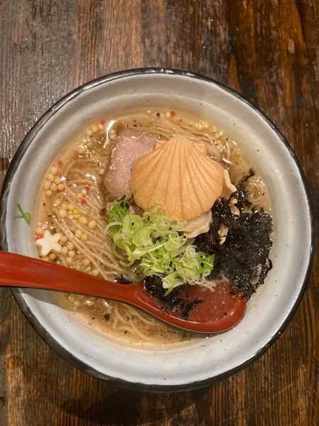 「和牛とホタテのらーめん　大盛　¥1080」@麺場voyageの写真