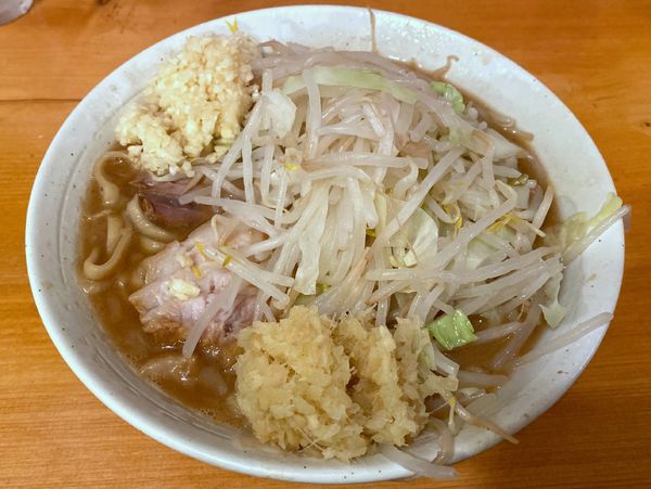 「ラーメン（小なめ） 900円」@ラーメン 滋悟郎の写真